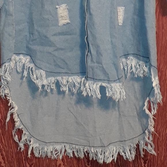 DENIM BUTTON DOWN SHIRT SIZE M - Picture 4 of 7